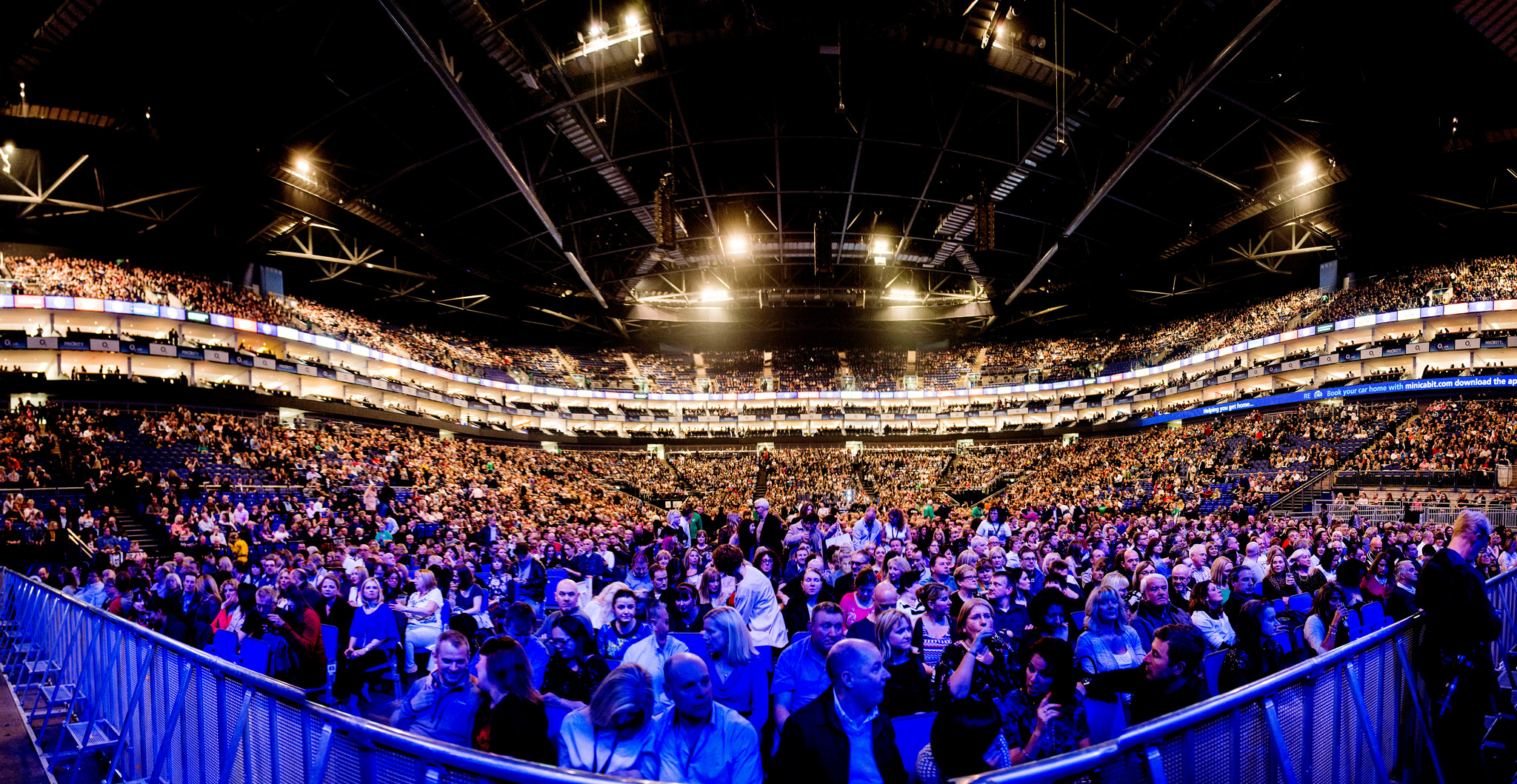 The  O2  audience  (Spandau  Ballet)